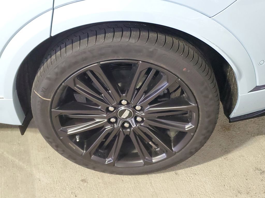 New 2026 Cadillac Lyriq V AWD/4WD image 9