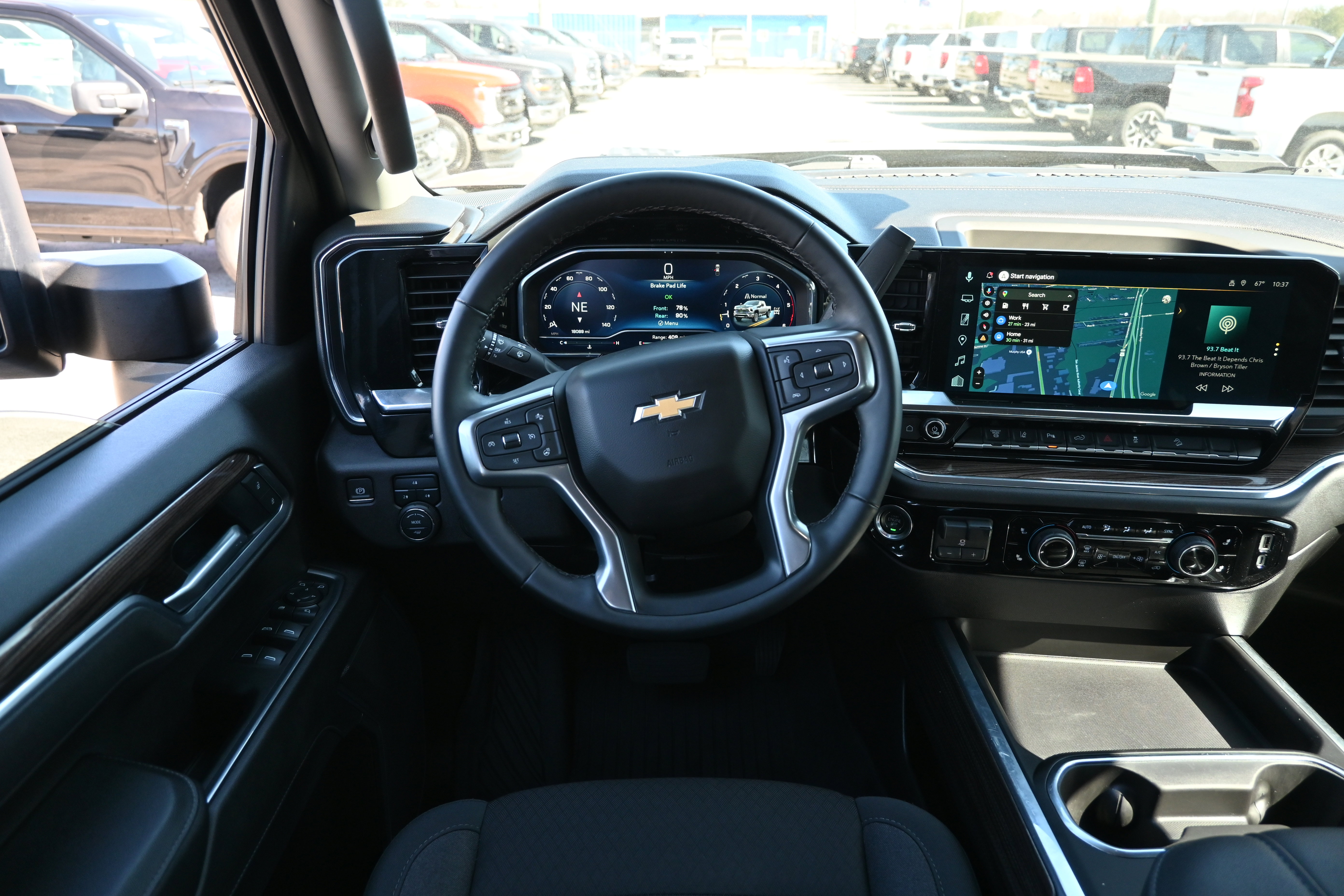 Used 2025 Chevrolet Silverado 2500 LT w/ Texas Edition image 31