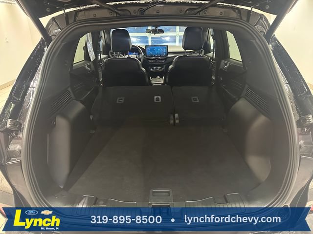 Certified 2024 Ford Escape ST-Line w/ Tech Pack #1 AWD/4WD image 21