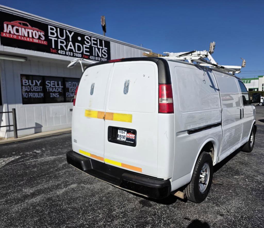 Used 2012 Chevrolet Express 2500 w/ Power Package image 8