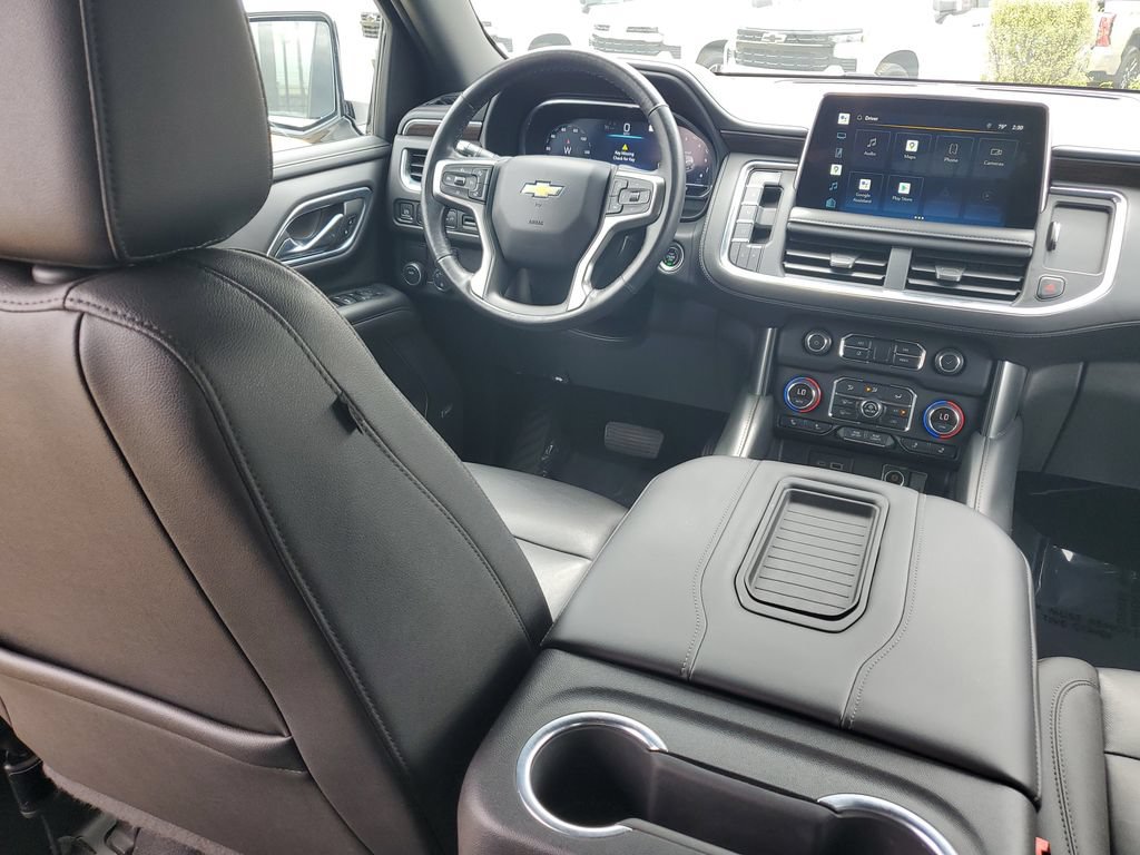Used 2022 Chevrolet Tahoe LT w/ Luxury Package RWD image 12