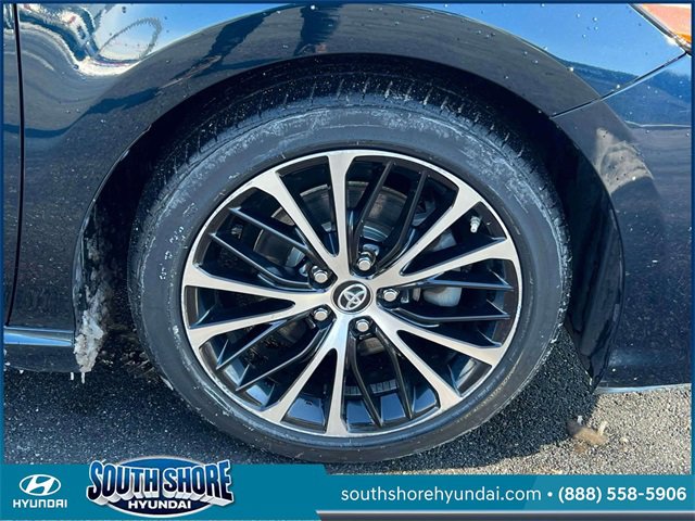 Used 2019 Toyota Camry SE image 12