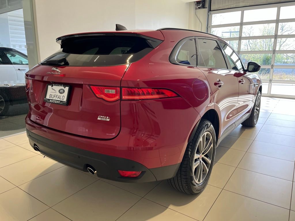 Used 2020 Jaguar F-PACE Premium AWD/4WD image 10