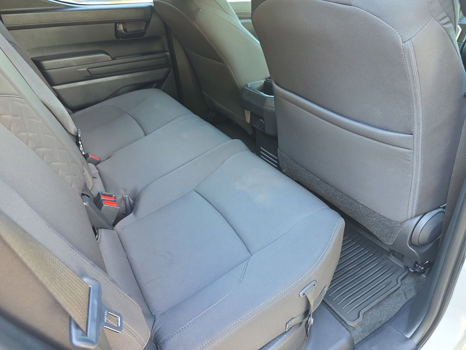 Used 2025 Toyota Tacoma SR5 AWD/4WD image 13