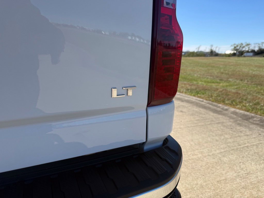 Used 2026 Chevrolet Silverado 2500 LT AWD/4WD image 5
