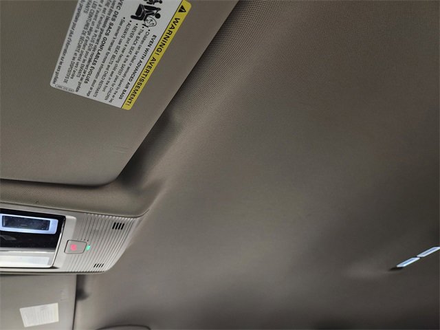 Used 2024 Volkswagen Atlas SE w/ Black Wheel Package image 25