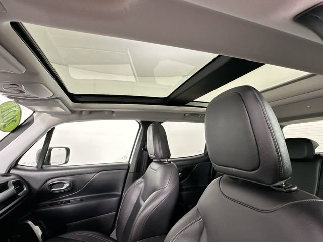 Used 2021 Jeep Renegade Limited w/ Sun & Sound Group image 21