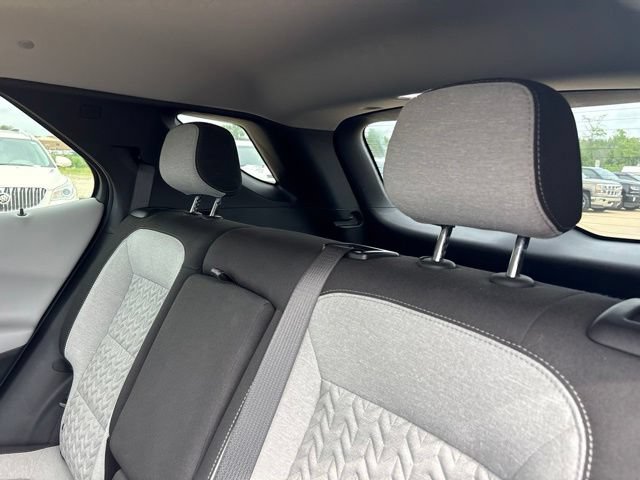Used 2024 Chevrolet Equinox LS w/ LS Convenience Package FWD image 32