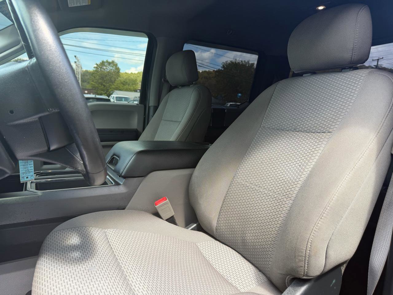 Used 2019 Ford F150 XLT w/ Equipment Group 302A Luxury AWD/4WD image 9
