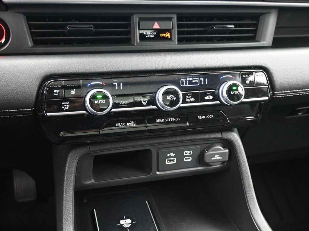 Used 2023 Honda Pilot Elite image 14