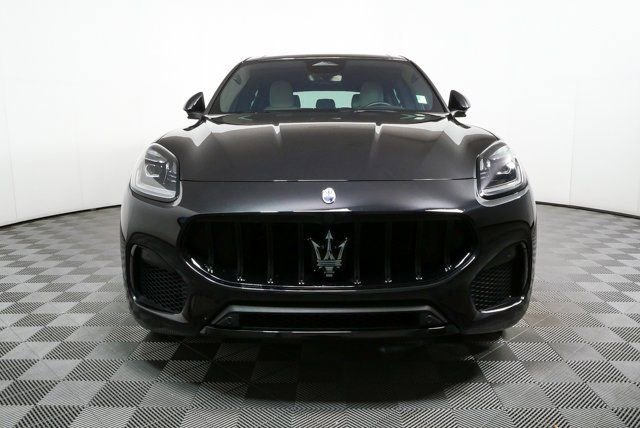 Used 2023 Maserati Grecale Modena AWD/4WD image 39