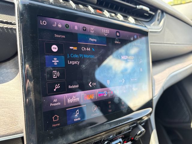 New 2025 Jeep Grand Cherokee Limited w/ Black Appearance Package AWD/4WD image 23