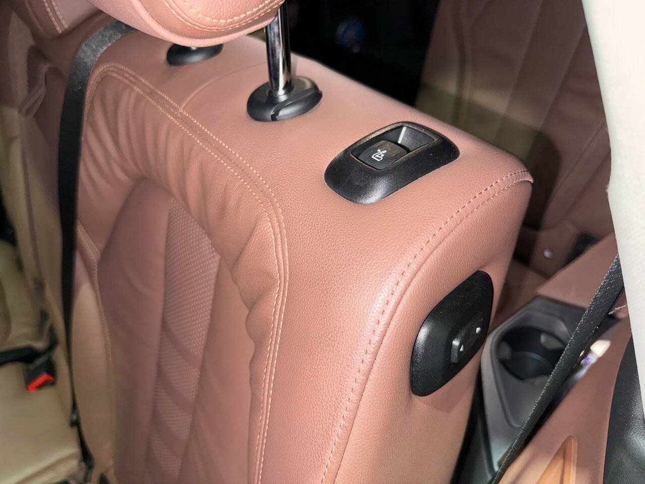 Used 2019 BMW X7 xDrive50i w/ Cold Weather Package AWD/4WD image 69
