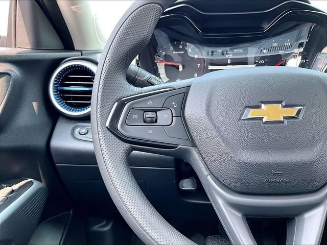 New 2026 Chevrolet Trax LS FWD image 18