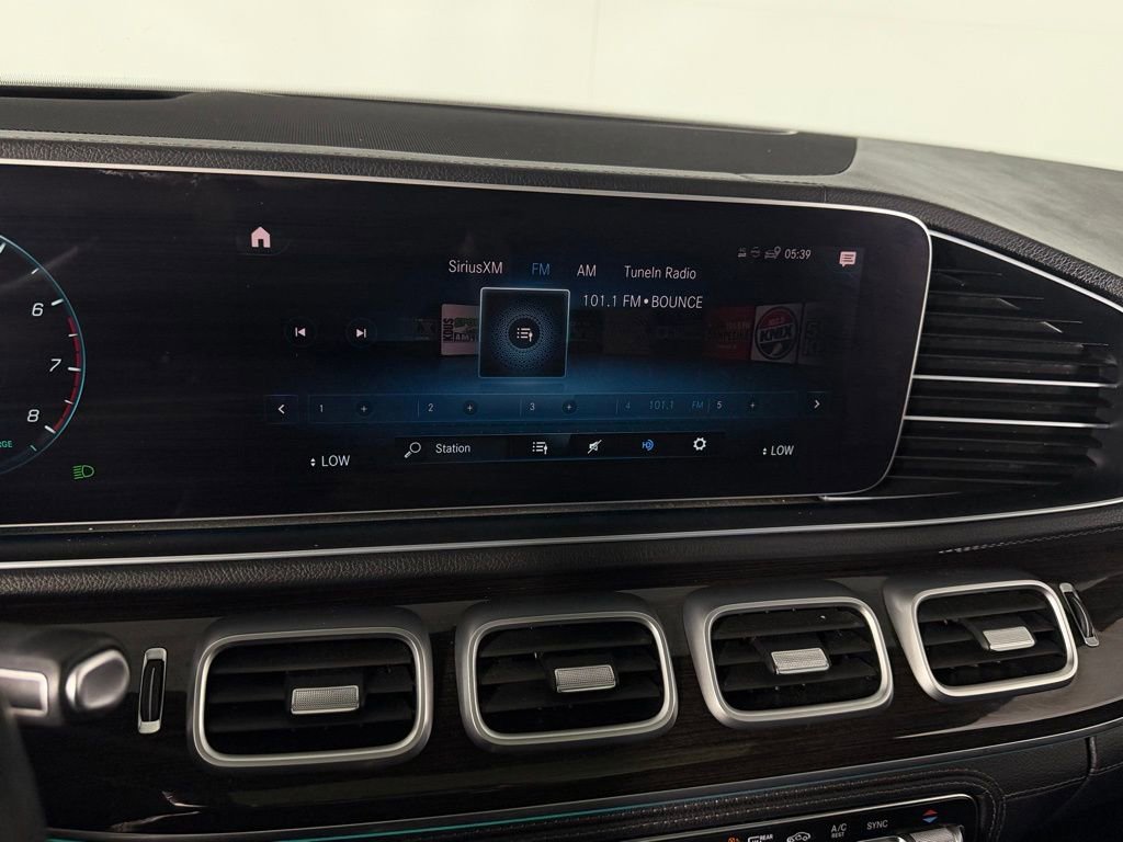 Used 2022 Mercedes-Benz GLS 450 4MATIC image 35