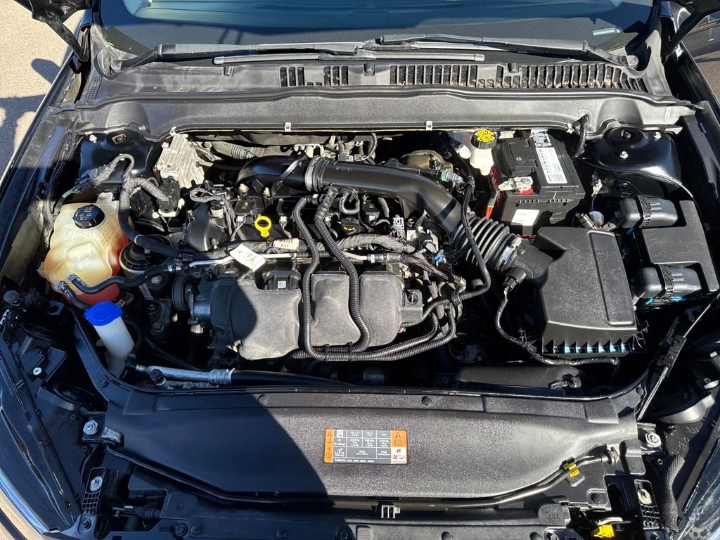 Used 2018 Ford Fusion SE w/ Equipment Group 201A image 22