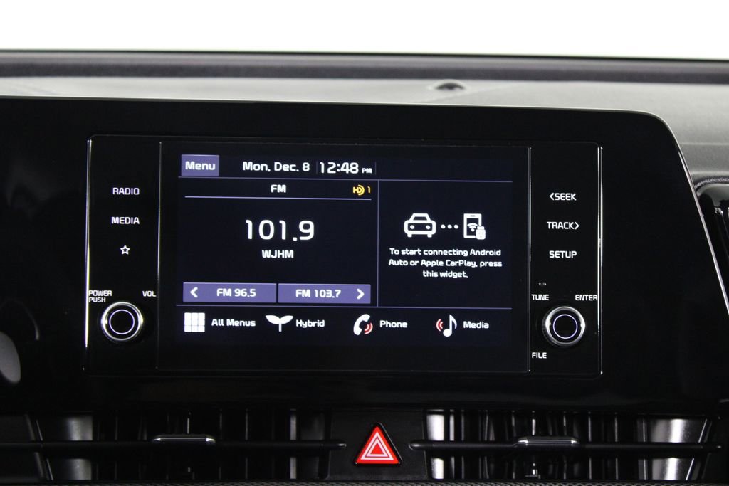 Used 2023 Kia Sportage LX image 6