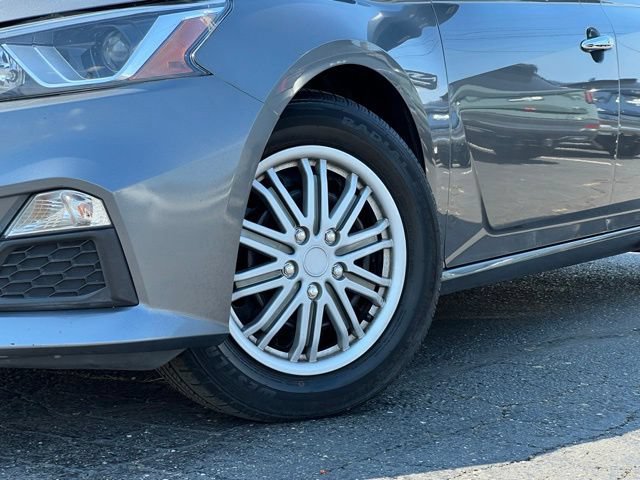 Used 2020 Nissan Altima 2.5 S FWD image 2