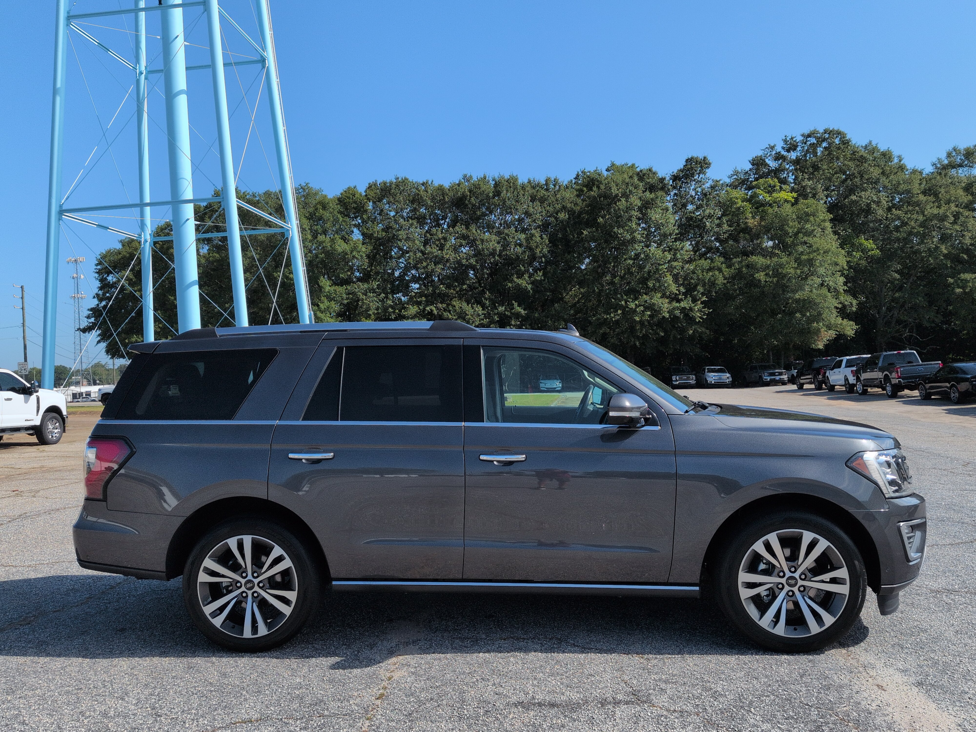 Certified 2020 Ford Expedition Limited w/ Equipment Group 302A RWD image 2