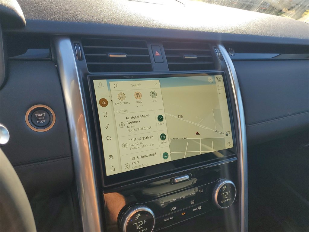 Used 2024 Land Rover Discovery S image 22