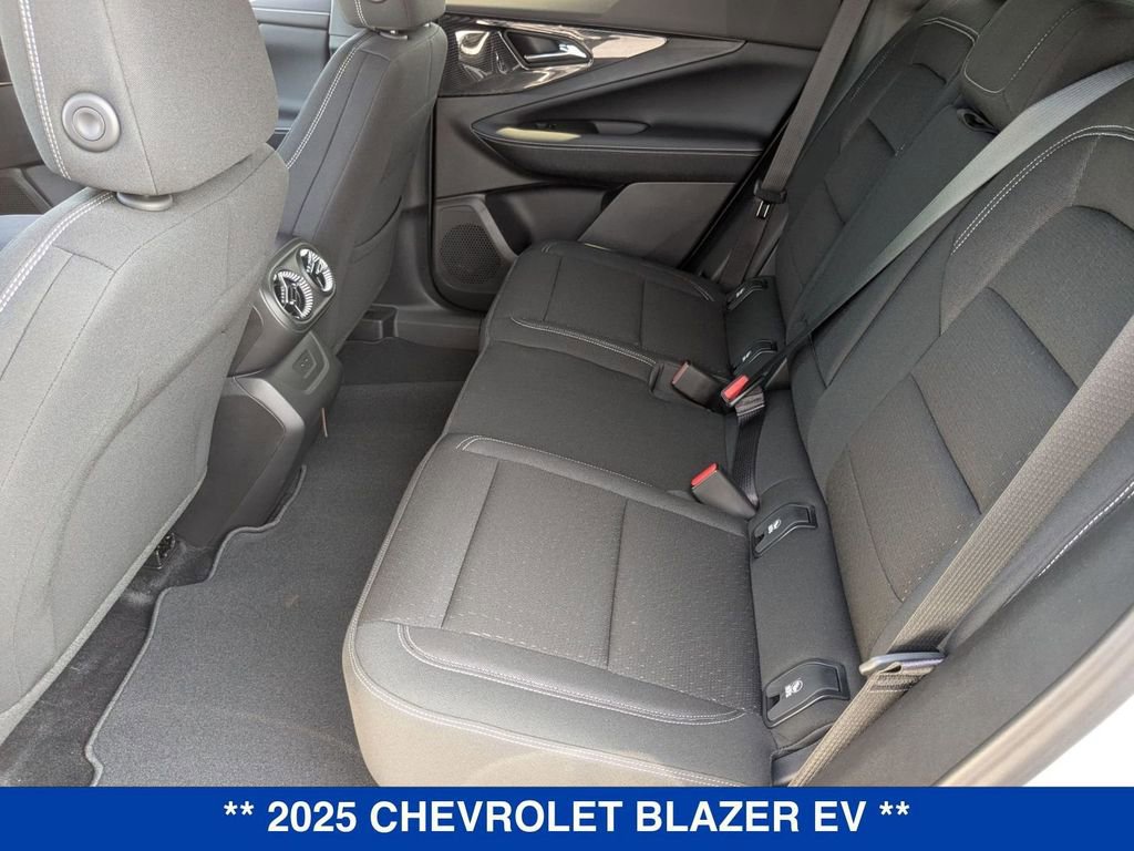 New 2025 Chevrolet Blazer EV LT image 24