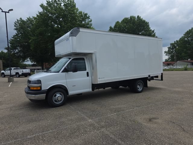 New 2026 Chevrolet Express 3500 w/ Power Convenience Package RWD image 1