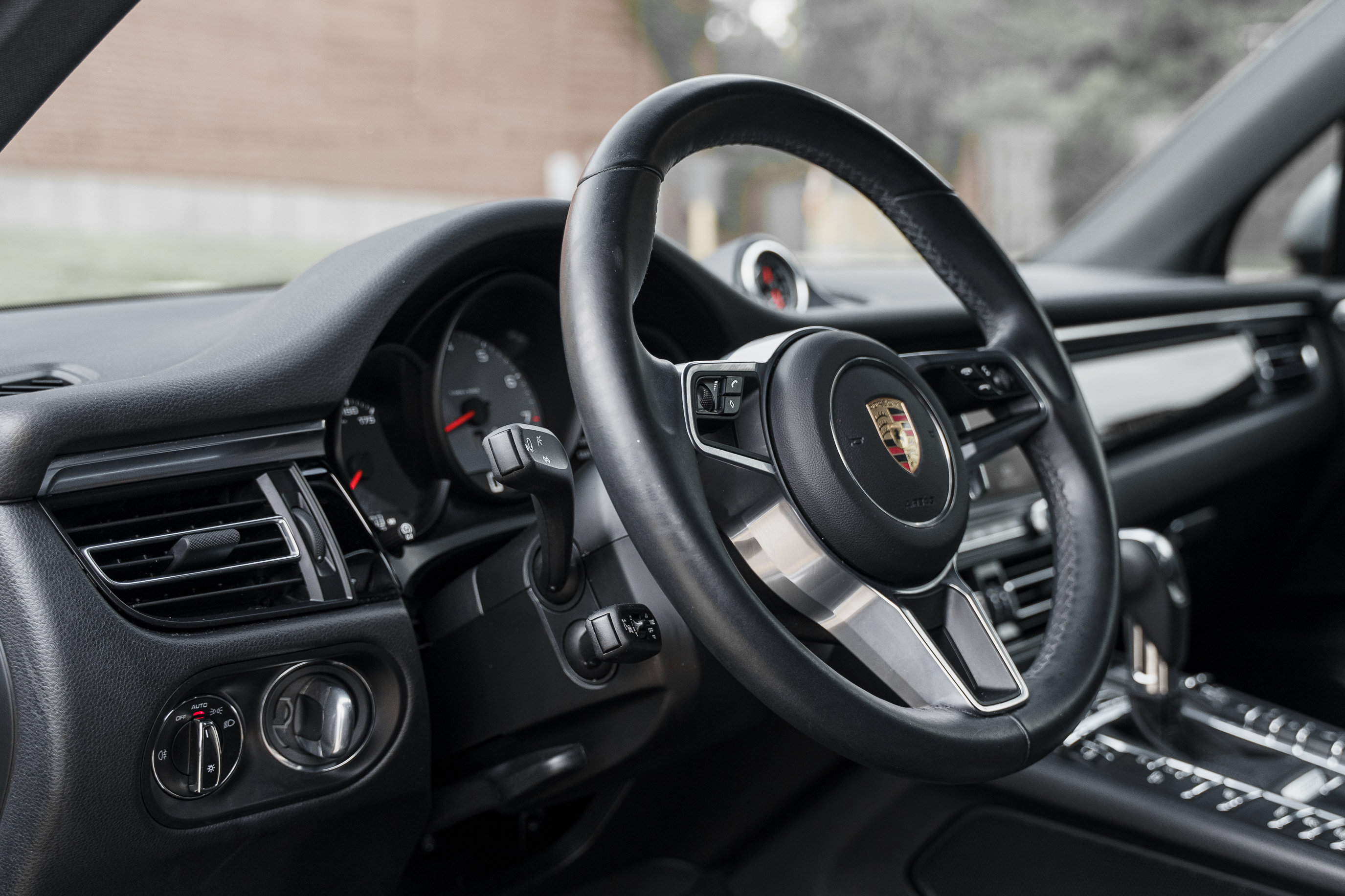 Used 2020 Porsche Macan S AWD/4WD image 9