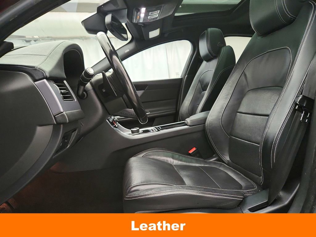 Used 2017 Jaguar XF R-Sport image 12