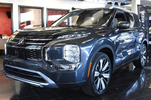 New 2026 Mitsubishi Outlander SEL