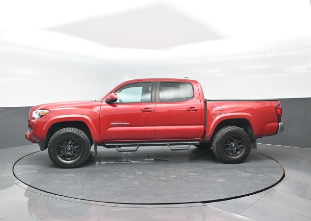 Used 2021 Toyota Tacoma SR5 AWD/4WD image 4