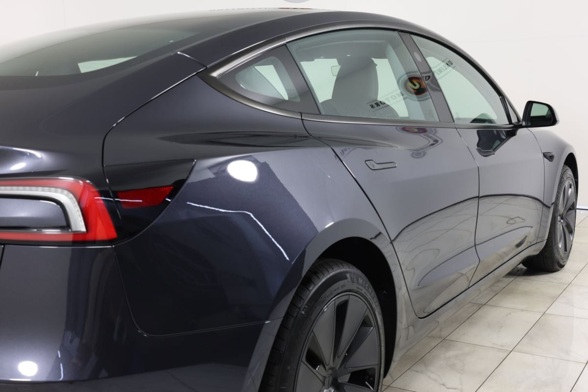 Used 2025 Tesla Model 3 RWD image 40