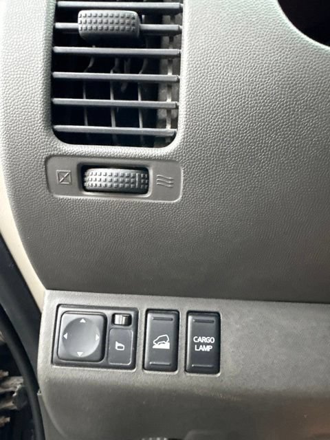 Used 2017 Nissan Frontier SV w/ SV Value Truck Package AWD/4WD image 24