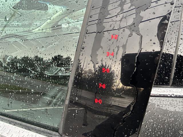 Used 2020 Ford Edge SEL w/ Convenience Package image 32