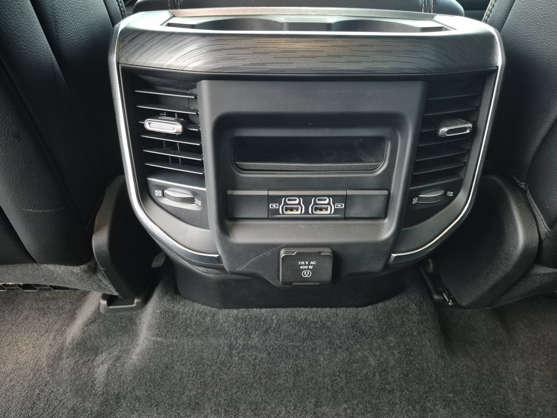 Used 2023 RAM 1500 Laramie AWD/4WD image 23