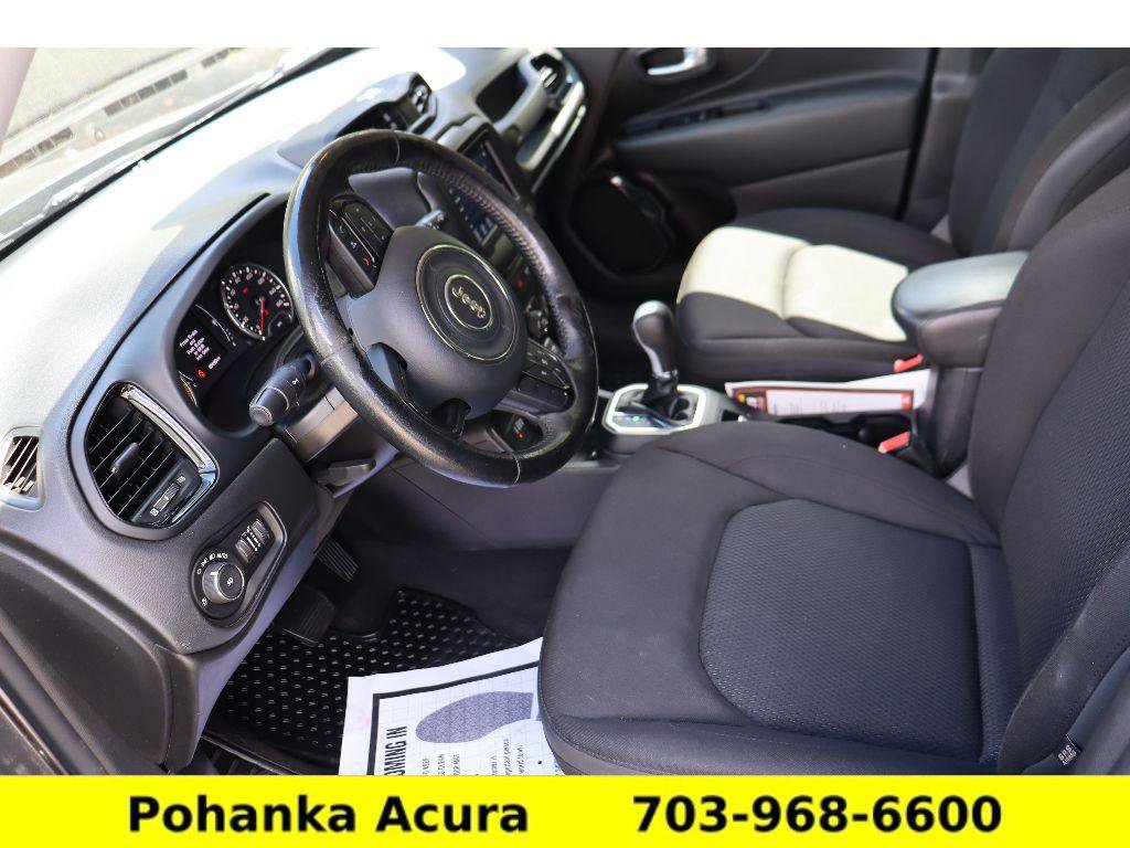 Used 2019 Jeep Renegade Altitude w/ Quick Order Package 2XM image 23
