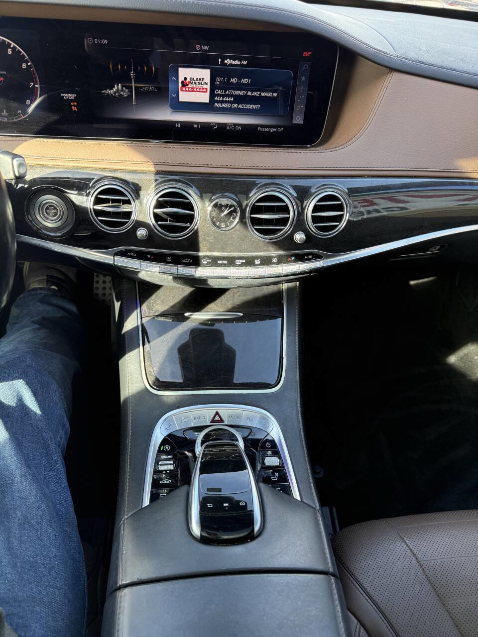 Used 2018 Mercedes-Benz S 560 Sedan image 24