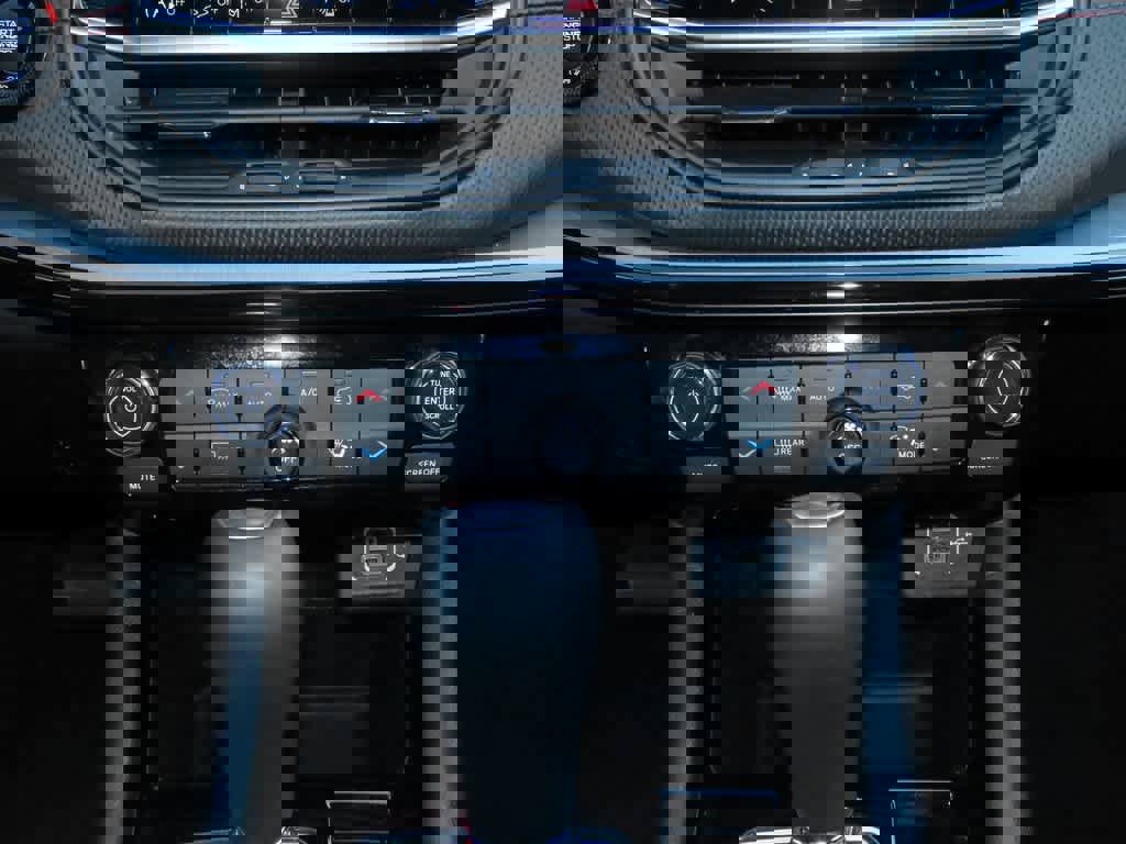 Used 2024 Jeep Compass Trailhawk image 22