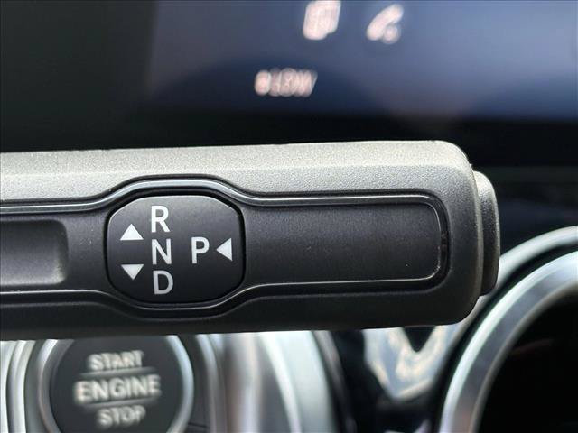 Used 2025 Mercedes-Benz GLB 250 image 10