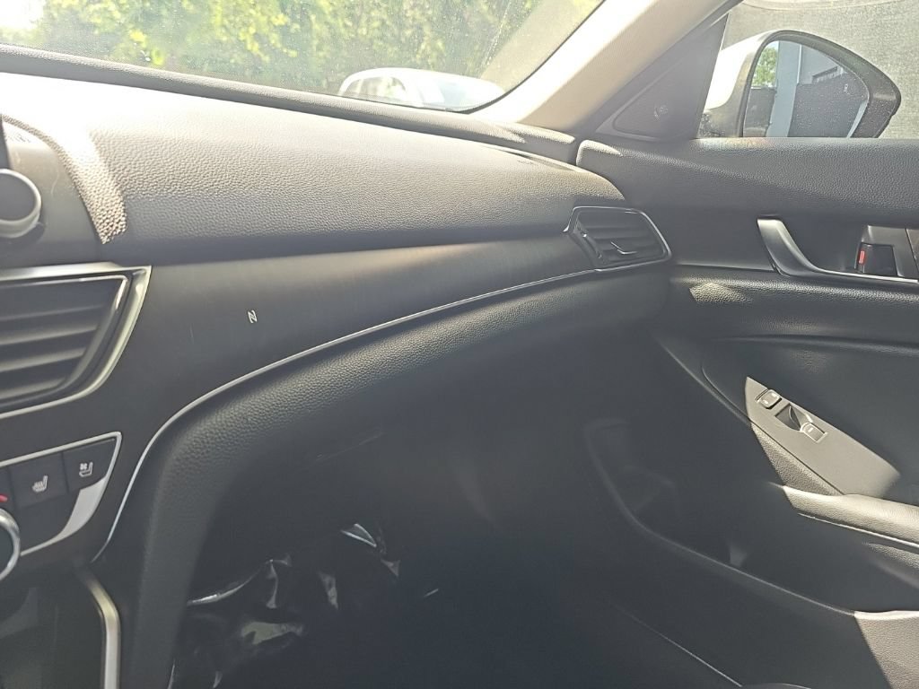 Used 2019 Honda Accord Touring image 22