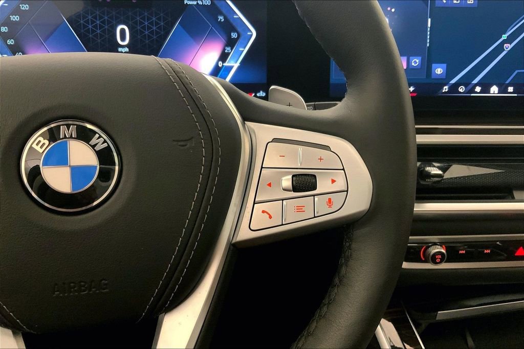 Certified 2026 BMW X7 xDrive40i image 19
