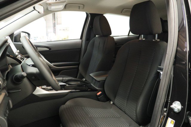 New 2026 Mitsubishi Eclipse Cross LE AWD/4WD image 7