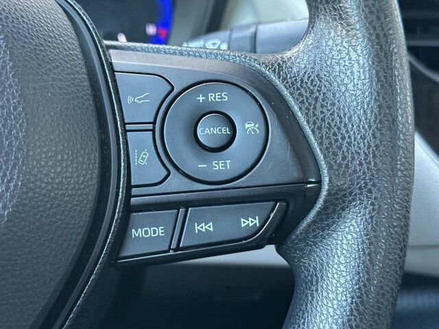 Used 2021 Toyota Corolla LE FWD image 27