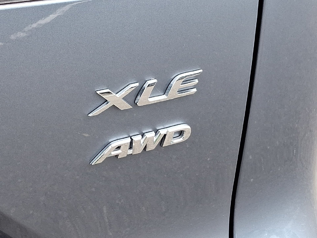 Certified 2026 Toyota Corolla Cross XLE w/ Convenience Package AWD/4WD image 31