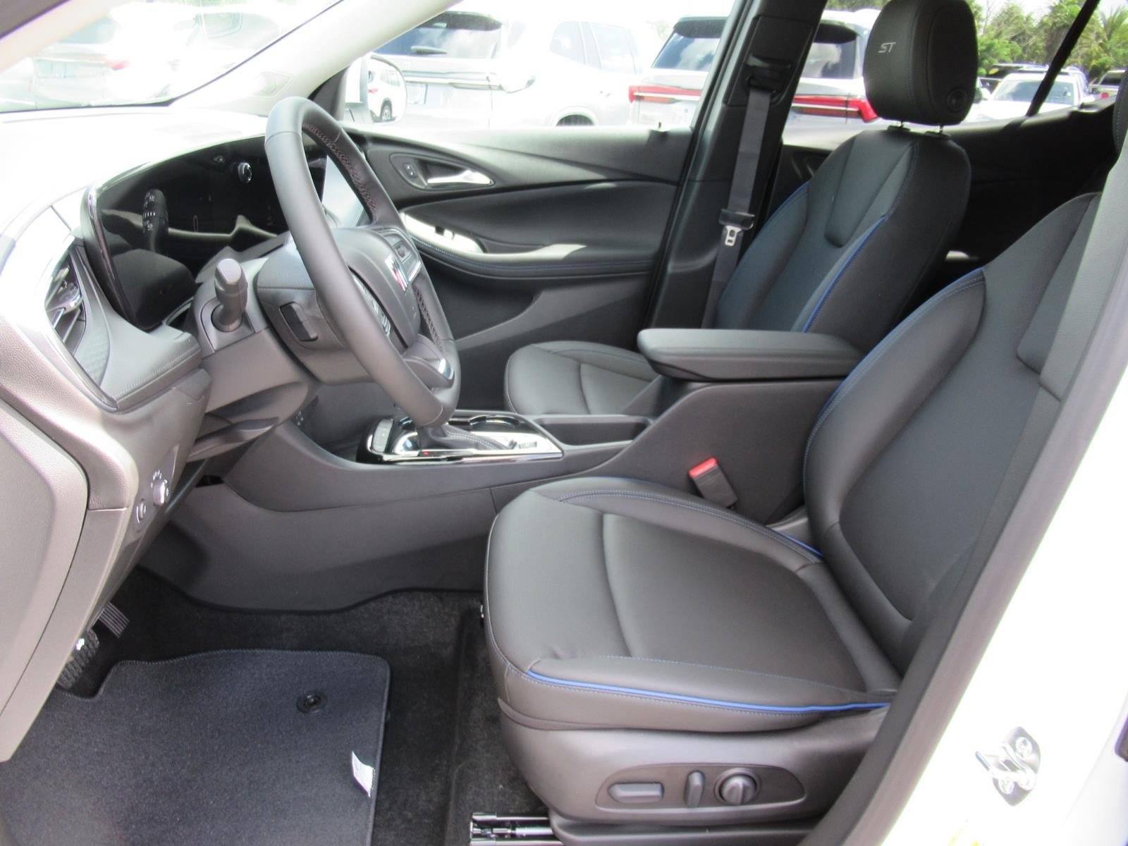 New 2026 Buick Encore GX Sport Touring w/ Advanced Technology Package FWD image 18