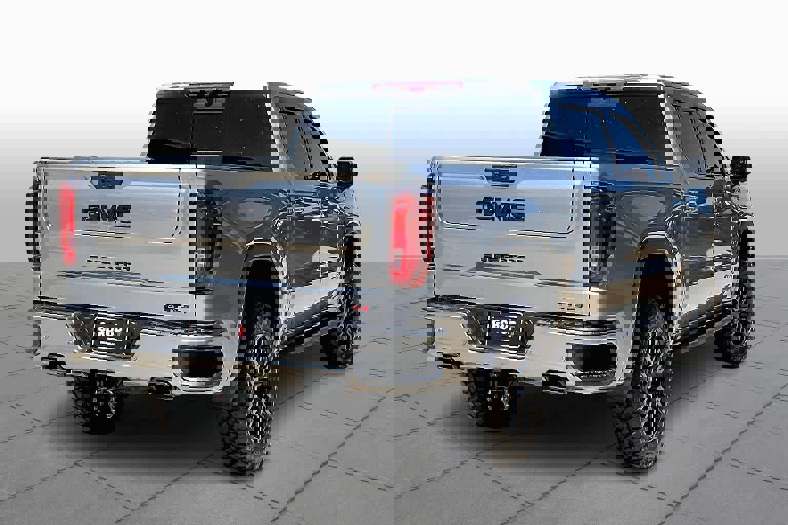 Used 2026 GMC Sierra 1500 AT4 w/ AT4 Premium Package image 13