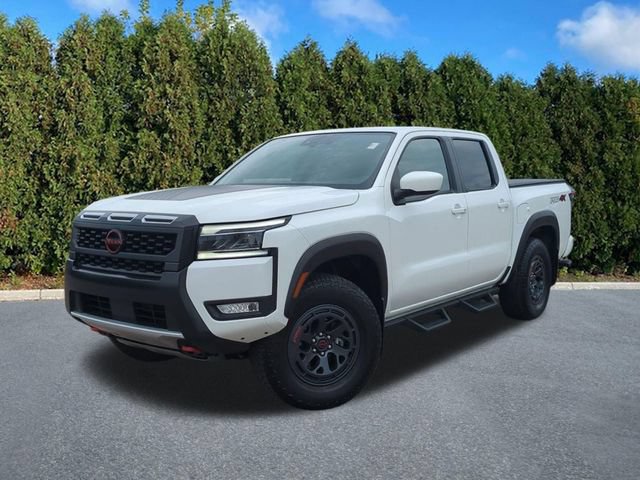 Used 2025 Nissan Frontier PRO-4X w/ Black Accent Package