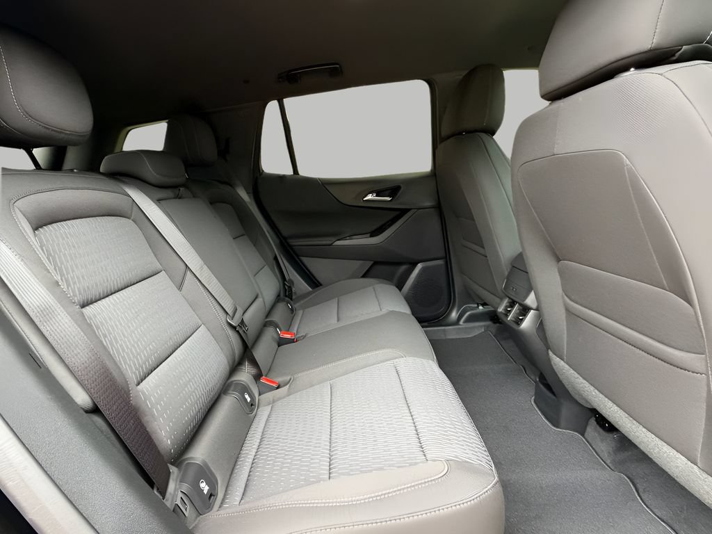 New 2027 Chevrolet Equinox LT w/ Safety and Technology Package FWD image 7