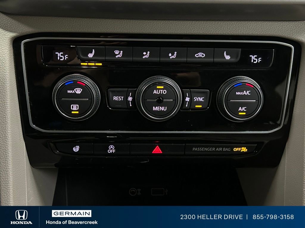 Used 2019 Volkswagen Atlas SEL R-Line AWD/4WD image 24