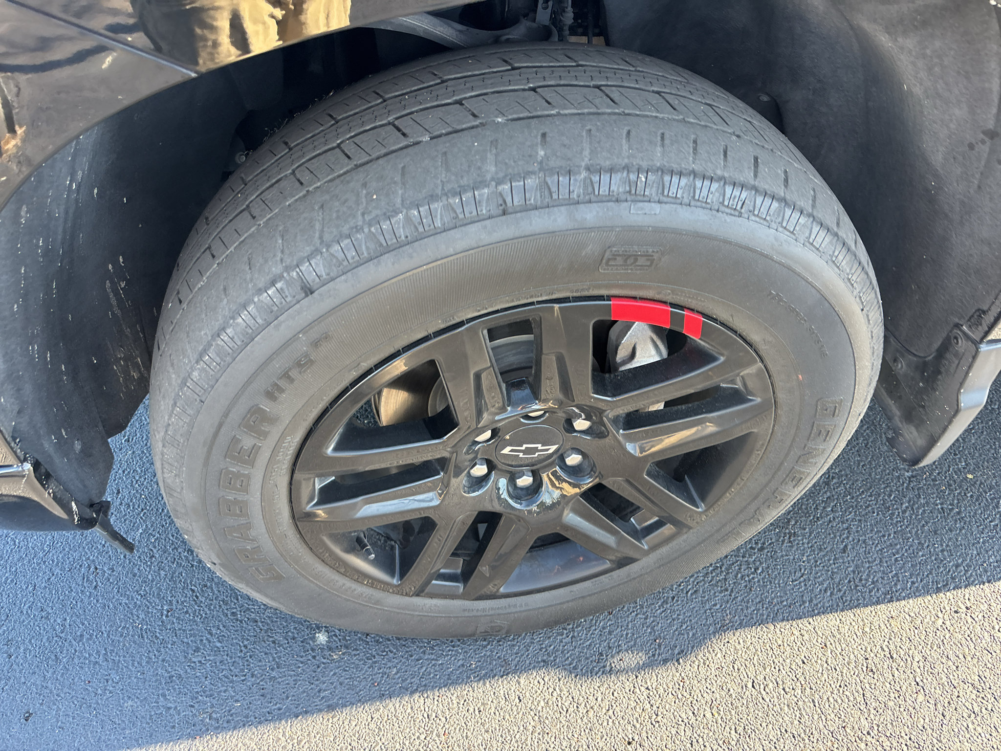 Used 2023 Chevrolet Silverado 1500 RST w/ Redline Edition RWD image 4