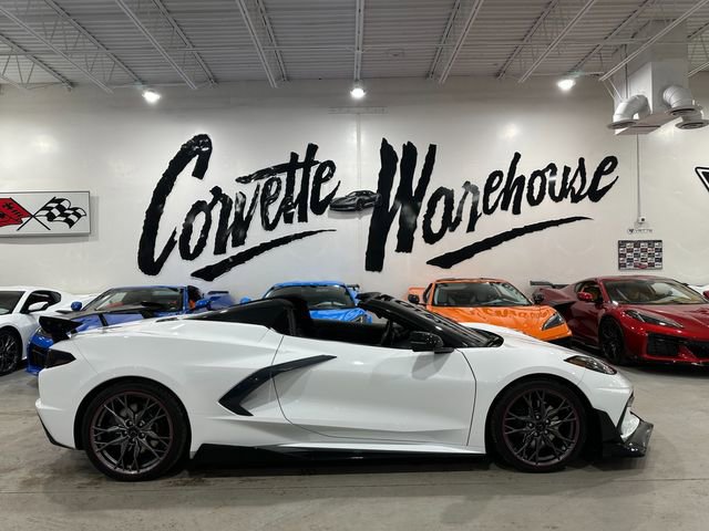 Used 2023 Chevrolet Corvette Stingray Convertible w/ 1LT image 32